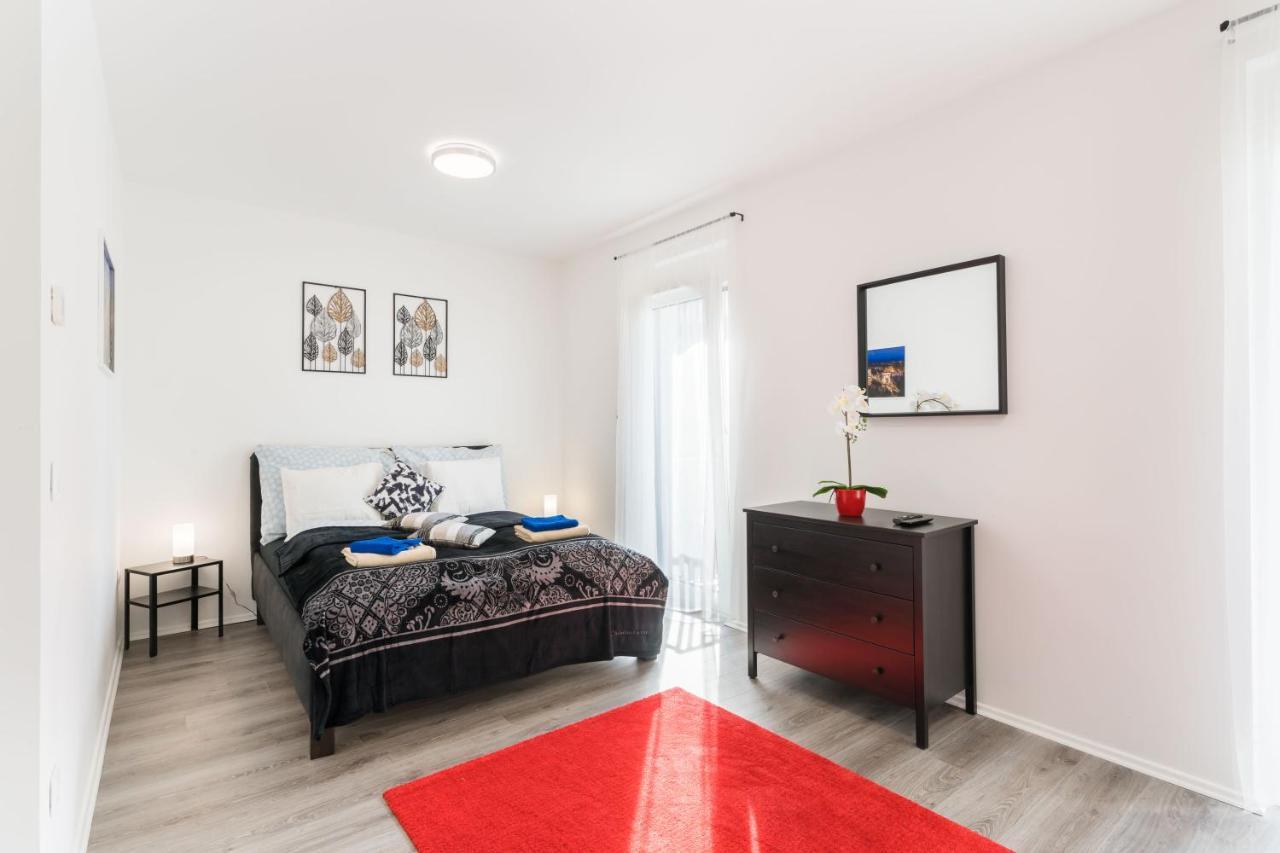 New Blue Danube Apartment With Balcony And Parking Budapest Extérieur photo