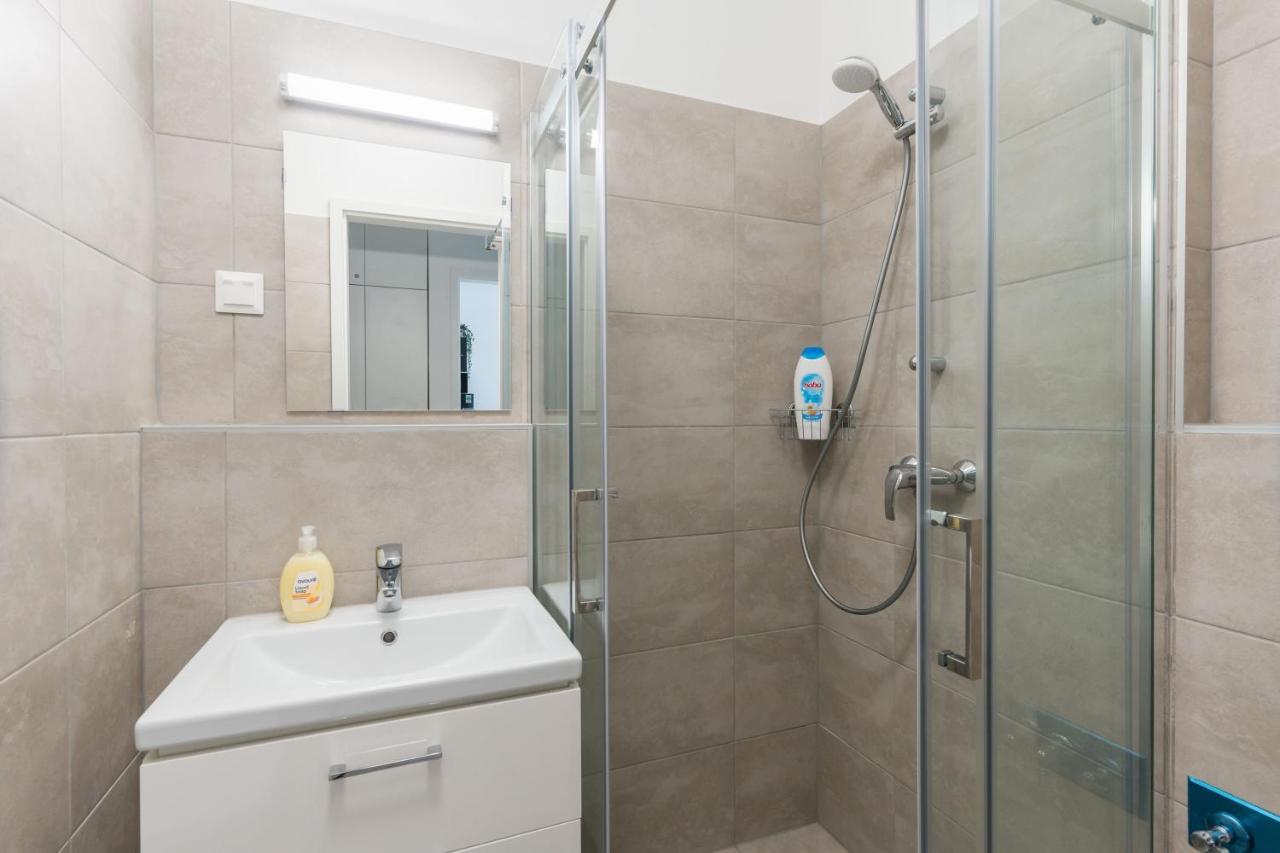 New Blue Danube Apartment With Balcony And Parking Budapest Extérieur photo