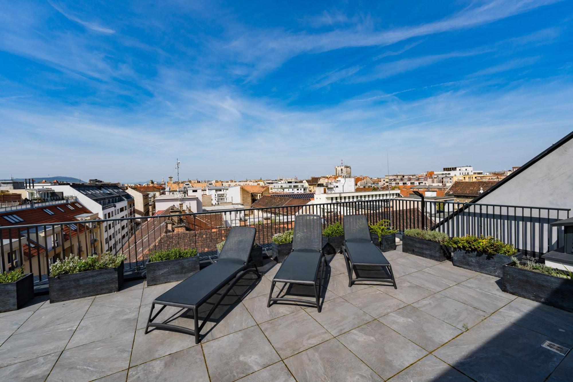 New Blue Danube Apartment With Balcony And Parking Budapest Extérieur photo